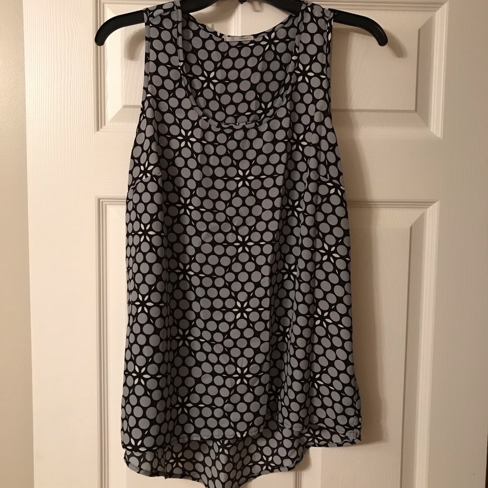 Sleeveless top
